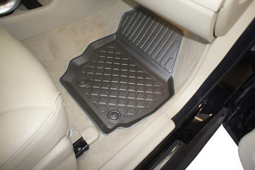 Volvo V70/XC70 (2007-2016) Aristar high-rimmed 3D rubber mat set