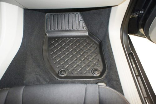 Volvo V40 (2012-2019) Aristar high-rim 3D rubber mat set