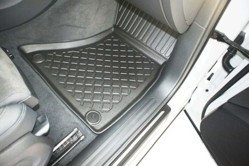 Porsche Macan (2014-) Aristar high-rim 3D rubber mat set