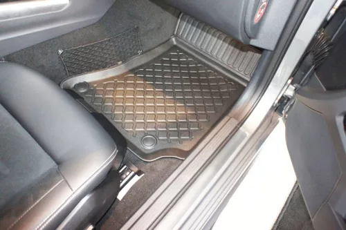 Mercedes E-Class (W212) (2009-2016) Aristar high-rimmed 3D rubber mat set