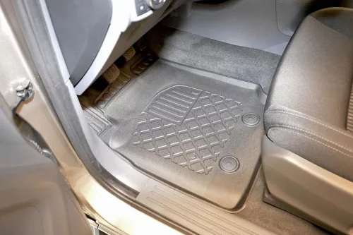 Ford Ranger (2012-) Aristar high-rim 3D rubber mat set