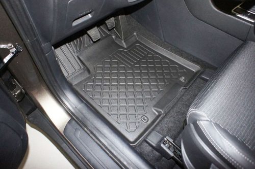 Hyundai Tucson (III) (2015-2020) / Kia Sportage (IV) (2015-2018) Aristar high-rim 3D rubber mat set