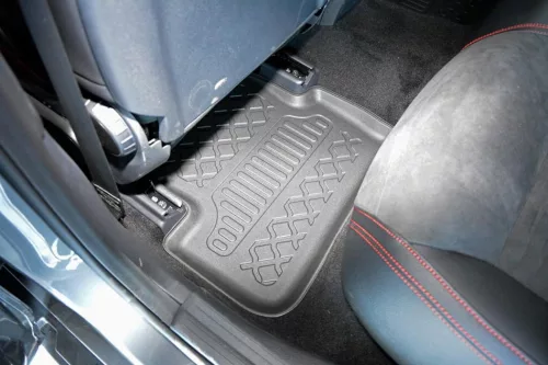 Mercedes A-Class (W176) (2012-2018) / B-Class (W246) (2011-2018) / CLA (C117) (2013-2019) / GLA (X156) (2014-2019) Aristar high-rim 3D rubber mat set