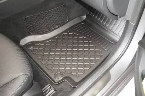 Mercedes C-CLASS (W205/S205) Sedan/Station Wagon (2014-2021) Aristar high-rim 3D rubber mat set