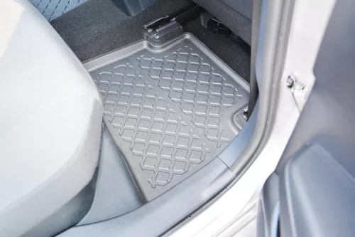 Toyota Corolla (E210) Sedan / Station Wagon ( 2018- ) Aristar magasperemű 3D gumiszőnyeg szett