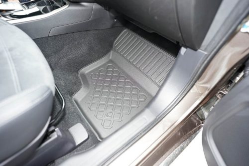 Mitsubishi Outlander (III) PHEV (2020-) Aristar high-edged 3D rubber mat set
