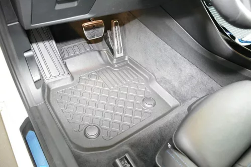 BMW X3 (G01) / X4 (G02) (2017-) Aristar high-rim 3D rubber mat set