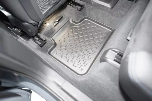 BMW X1 (U11) (2022-) Aristar high-rim 3D rubber mat set