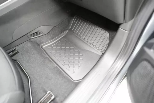 Fiat 600E (2023-) / Jeep Avenger electric (2022-) Aristar high-rim 3D rubber mat set