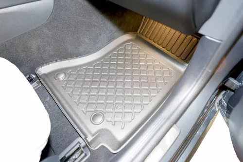 Mercedes C-Class (W206/S206) Sedan/Station Wagon (2021-) Aristar high-rim 3D rubber mat set