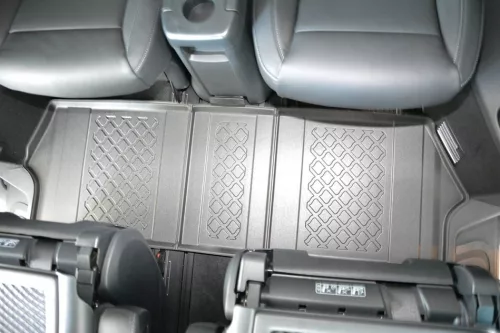 Mercedes V-Class (W447) (2014-) 2nd row of seats Aristar high-rim 3D rubber mat set