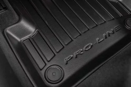 Suzuki Vitara II (Hybrid too!) (2015-) Pro-Line high-rimmed Frogum rubber mat set