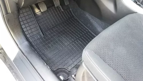 Suzuki Vitara ( 2018- ) Frogum Gumiszőnyeg szett