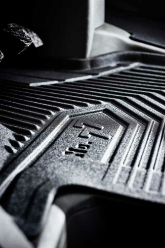 Seat Leon (I) ( 1999-2005 ) Toledo ( 1999-2004 ) / Skoda Octavia (I) ( 1996-2010 ) / VW Beetle ( 1998-2010 ) Bora ( 1998-2005 ) Golf (IV) ( 1998-2003 ) no.77 magasperemű Frogum Gumiszőnyeg szett