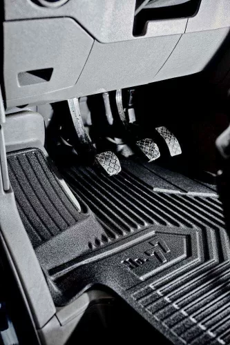 Mercedes EQV (V447) (2020-) no.77 high-rim Frogum rubber mat set