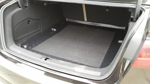 Audi A6 (C7) Sedan (2011-2018) Rezaw-Plast Premium luggage tray