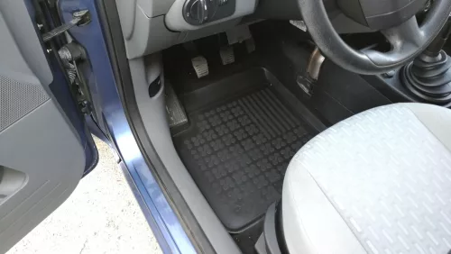 Ford Fiesta (V) Facelift (2005-2008) / Fusion Facelift (2005-2012) high-rim Rezaw-Plast rubber mat set