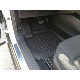   Ford Focus (IV) (2018-) Rezaw-Plast rubber mat set with high edges