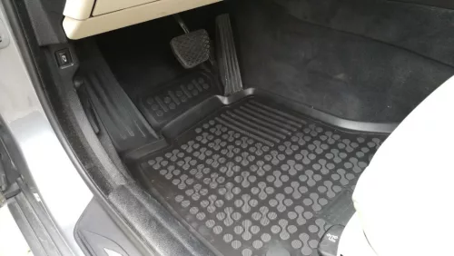 BMW 5 (F10/F11) Sedan/Station Wagon (2010-2014) high-rim Rezaw-Plast rubber mat set