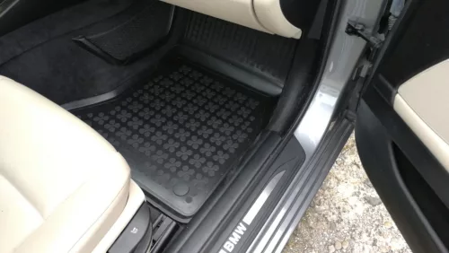 BMW 5 (F10/F11) Sedan/Station Wagon (2010-2014) high-rim Rezaw-Plast rubber mat set