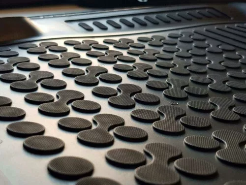 Seat Leon (IV) Station Wagon (2020-) high-rimmed Rezaw-Plast rubber mat set