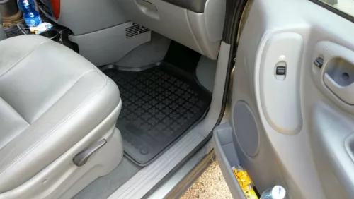Chrysler Voyager IV ( 2001-2007 ) magasperemű Rezaw-Plast Gumiszőnyeg szett