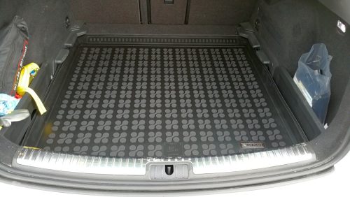 Seat Leon (III) Station Wagon (2012-2020) high-sided Rezaw-Plast