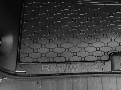 Fiat Talento (2016-2020) / Opel Vivaro / Renault Trafic (2014-) L1 Rigum size-accurate luggage tray