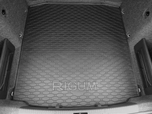 Skoda Octavia (III) Liftback (2012-2020) Rigum size-specific luggage compartment tray