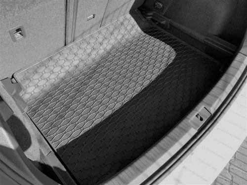 Volkswagen Golf (VII) Hatchback (2012-2019) Rigum size-specific luggage compartment tray