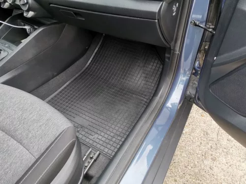 Kia Rio (2017-) Rigum rubber mat set