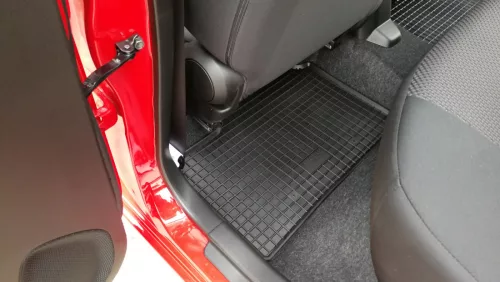 Suzuki Ignis (III) (2016-) Rigum