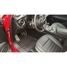 Alfa Romeo Stelvio (2016-) Rigum rubber mat set