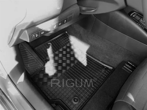 Toyota Corolla (E210) Sedan/Hatchback/Station Wagon (2018-) / Suzuki Swace (2020-) Rigum Rubber Mat Set